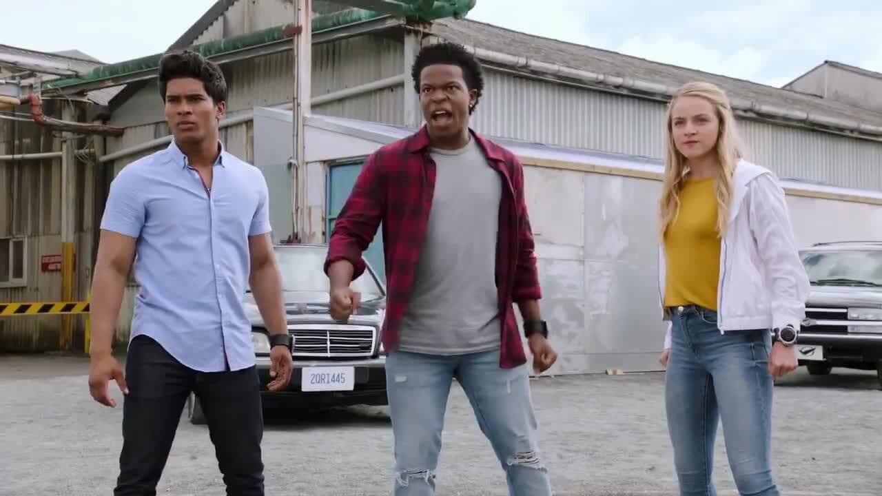 Power Rangers Official | Power Rangers vs Robo Blaze and Roxy | Beast Morphers S2 Ep 2